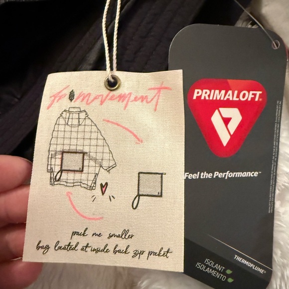 Free People Women's Black Puffer Jacket - Picture 14 of 14